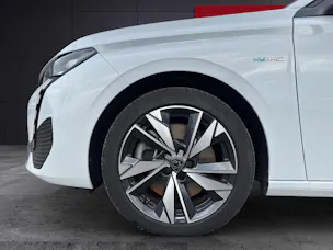 PEUGEOT 308 1.6 PHEV Active Pack