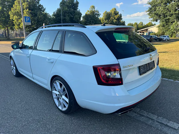 Škoda Octavia Combi 2.0 TSI RS Value DSG
