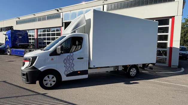 Renault E-Tech Master Koffer/Hebebühne