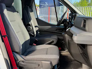 Renault E-Tech Master Koffer/Hebebühne