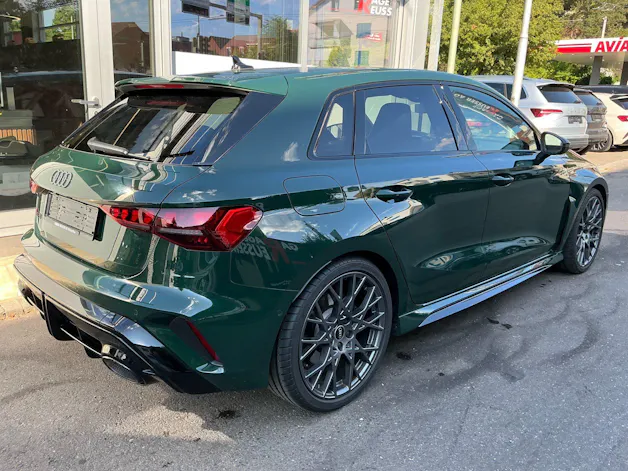Audi RS3 SPORTBACK 2.5 400 PS TFSI QUATTRO *** UNIKAT IN GOODWOOD GREEN ***