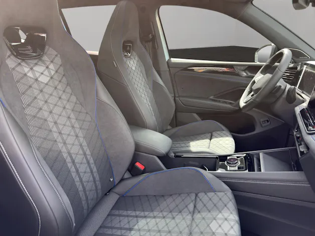 VW Tiguan 2.0 TSI DSG R-Line 4Motion