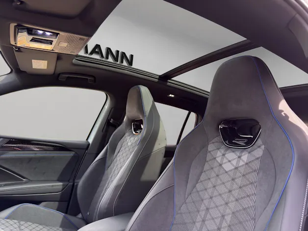 VW Tiguan 2.0 TSI DSG R-Line 4Motion