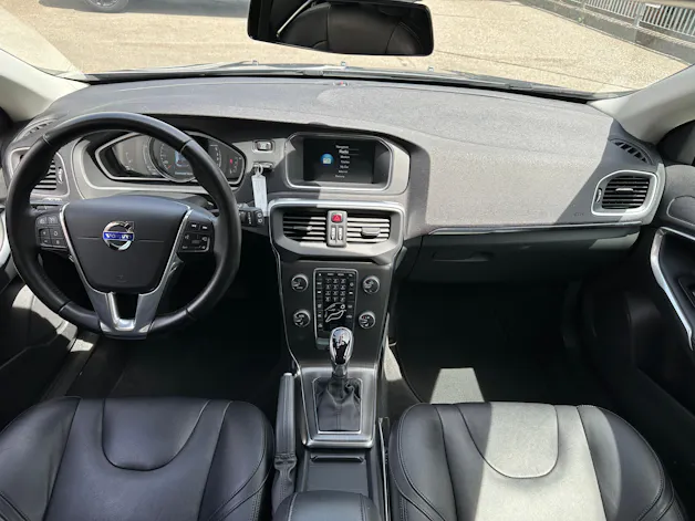 Volvo V40 D3 Summum Geartronic