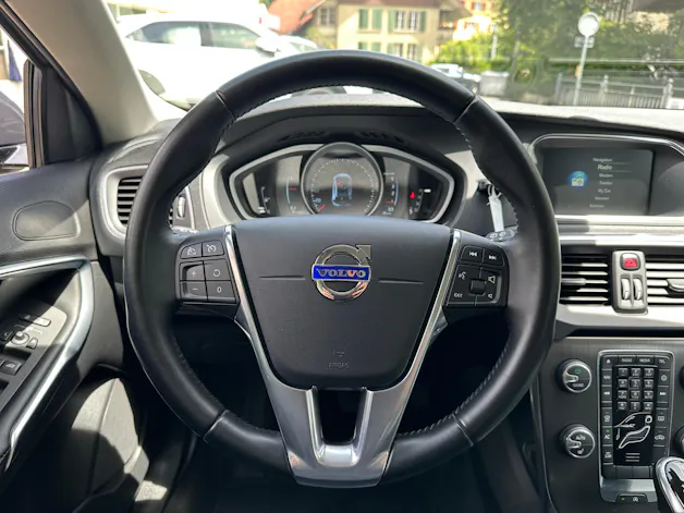Volvo V40 D3 Summum Geartronic
