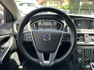 Volvo V40 D3 Summum Geartronic