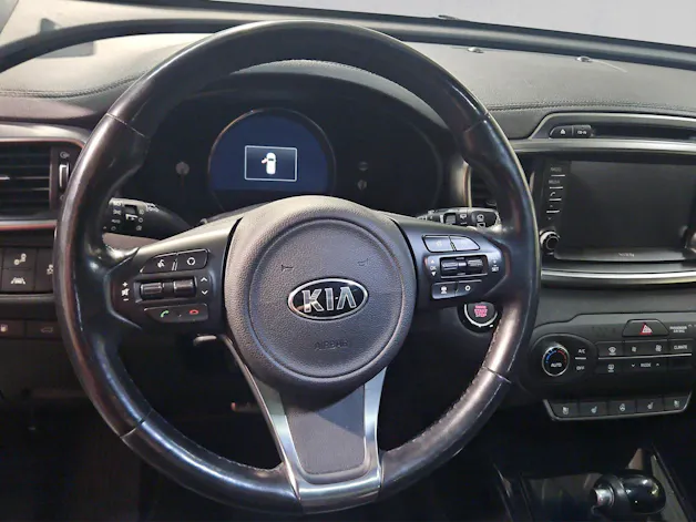 Kia Sorento 2.2 CRDI Style 7P. Automatic
