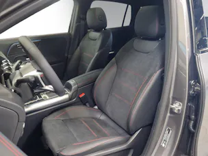 Mercedes-Benz GLA 220 4Matic 8G-DCT