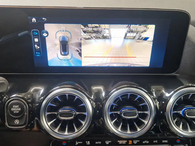 Mercedes-Benz GLA 220 4Matic 8G-DCT