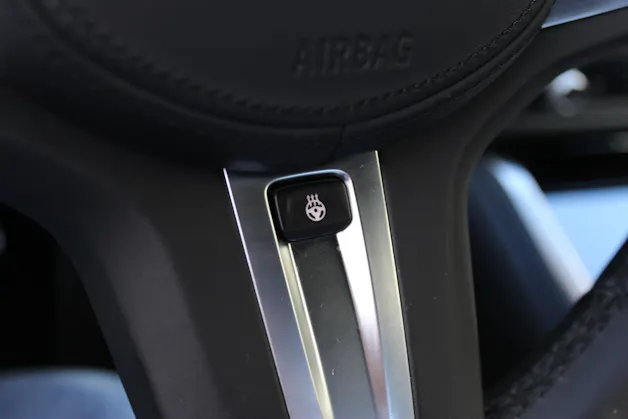 BMW M240i xDrive M Sport Pro MINERALWEISS METALLIC *ANHÄNGERKUPPLUNG*