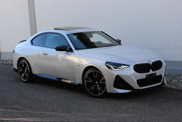 BMW M240i xDrive M Sport Pro MINERALWEISS METALLIC *ANHÄNGERKUPPLUNG*