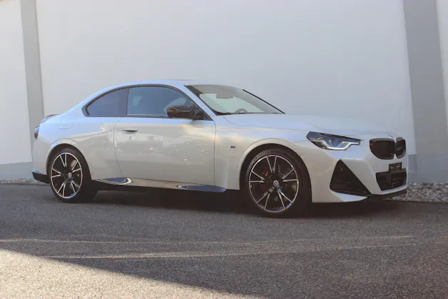 BMW M240i xDrive M Sport Pro MINERALWEISS METALLIC *ANHÄNGERKUPPLUNG*