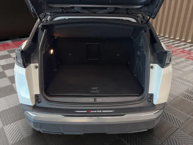 PEUGEOT 3008 225e Hybrid2 Allure Pack EAT8