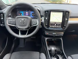 Volvo XC40 2.0 B4 MH Black Edition