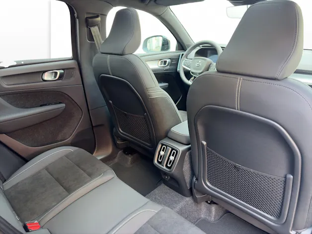 Volvo XC40 2.0 B4 MH Black Edition