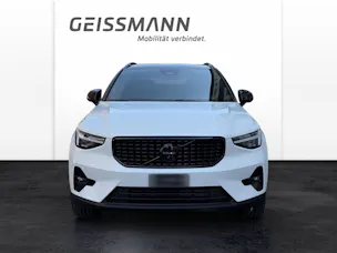 Volvo XC40 2.0 B4 MH Black Edition