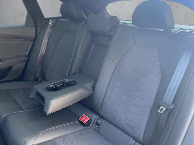 Audi A6 Avant e-tron quattro