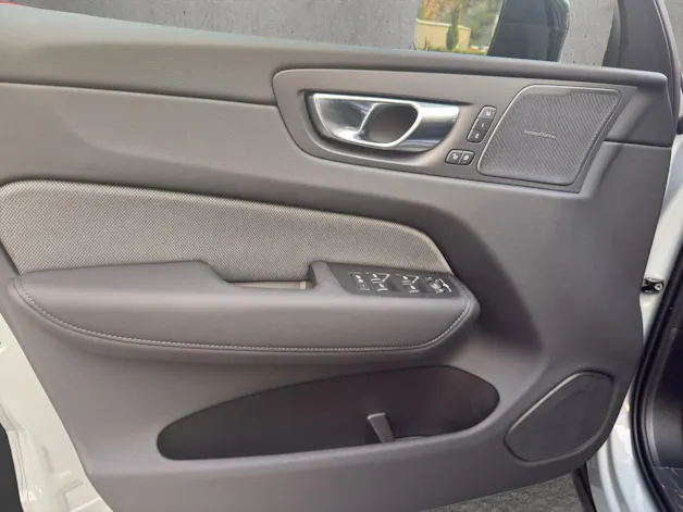 Volvo XC60 T8 eAWD PluginHybrid Black Edition Geartronic