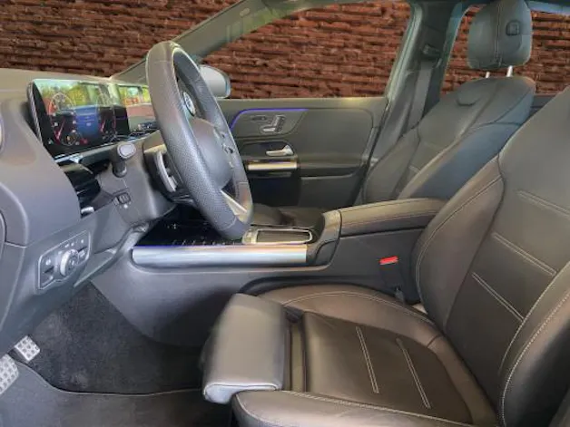 Mercedes-Benz GLA 250 4Matic 8G-DCT