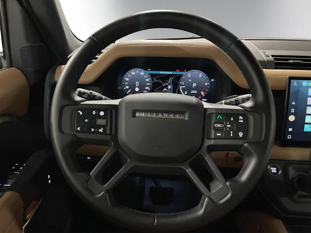 Land Rover Defender 110 3.0 D I6 300 X-Dynamic HSE AWD AT8