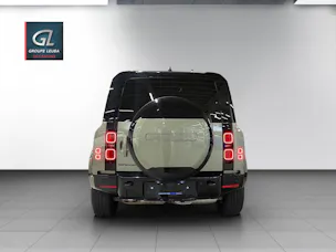 Land Rover Defender 110 3.0 D I6 300 X-Dynamic HSE AWD AT8