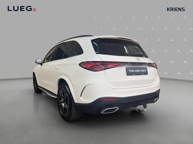 Mercedes-Benz GLC 300 4M - AMG / 360 Grad Kamera / Panorama-Dach / AHK /