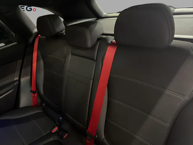 Mercedes-Benz GLC 300 4M - AMG / 360 Grad Kamera / Panorama-Dach / AHK /