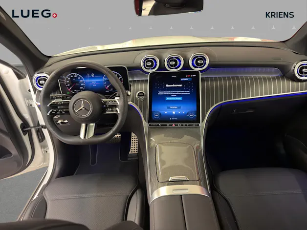 Mercedes-Benz GLC 300 4M - AMG / 360 Grad Kamera / Panorama-Dach / AHK /