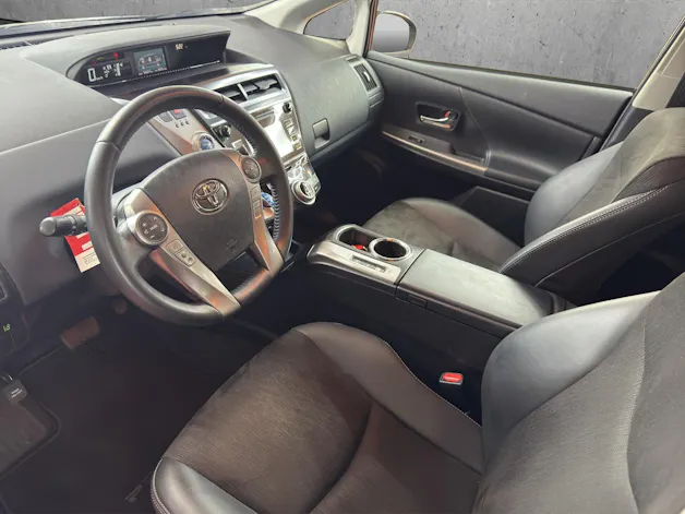 Toyota Prius+ 1.8 VVT-i HSD Style