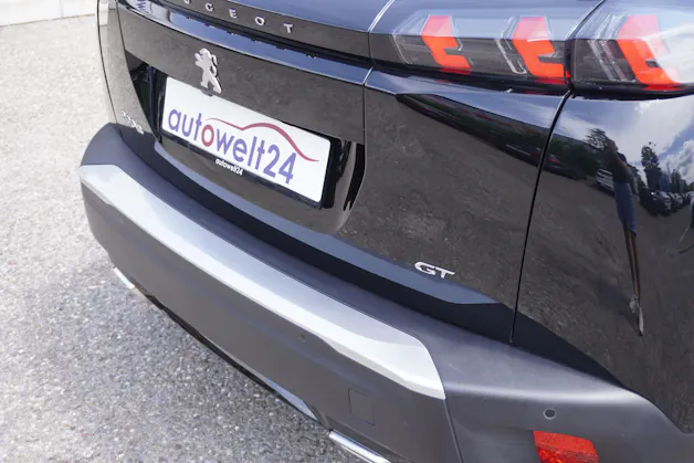 Peugeot 2008 1.2 PureTech GT EAT8
