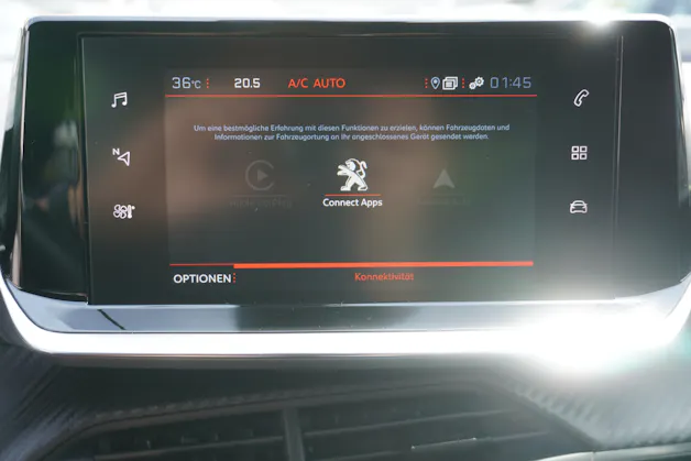 Peugeot 2008 1.2 PureTech GT EAT8