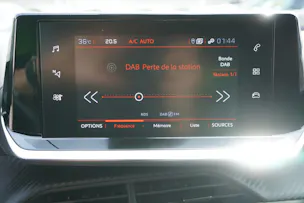 Peugeot 2008 1.2 PureTech GT EAT8