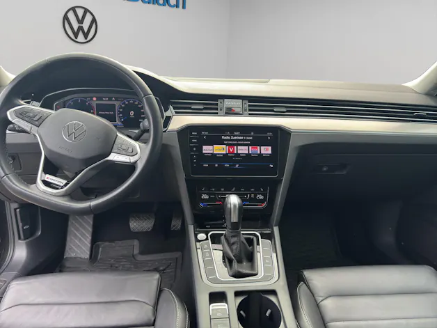 VW Passat 2.0 TDI BMT Elegance 4Motion DSG