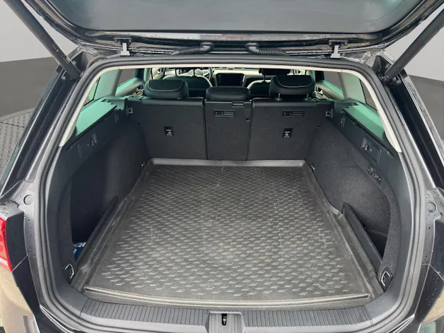 VW Passat 2.0 TDI BMT Elegance 4Motion DSG