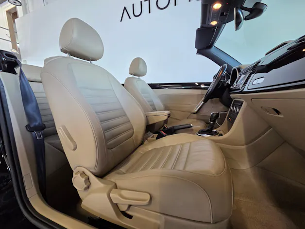 VW Beetle Cabriolet 2.0 TSI Sport DSG
