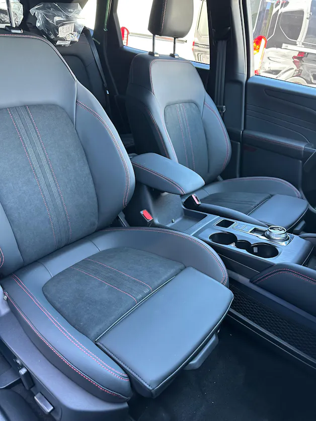 Ford Kuga 2.5 Hybrid ST-Line X 4x4 FHEV/Aut.