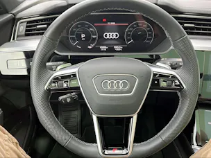 Audi e-tron 55 S Line quattro