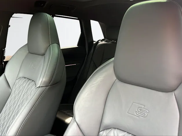 Audi e-tron 55 S Line quattro