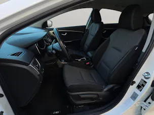 Hyundai i30 1.6 GDI Plena