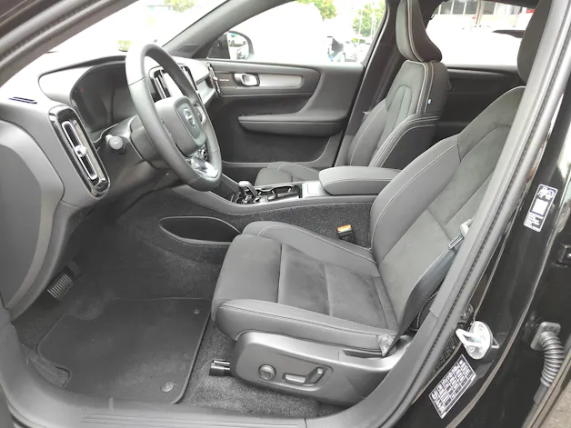 VOLVO EC40 82kWh Twin Motor AWD Ultra Xcentric Edition