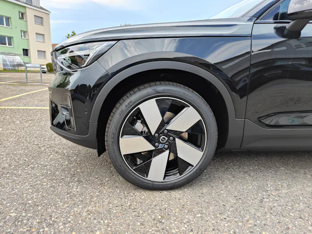 VOLVO EC40 82kWh Twin Motor AWD Ultra Xcentric Edition