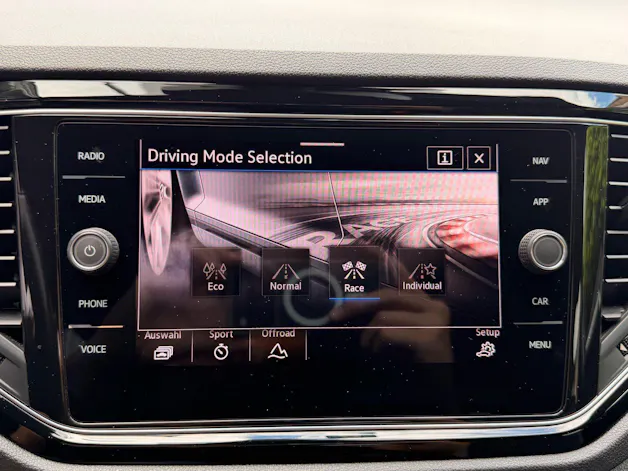 VW T-Roc 2.0 TSI DSG 300PS 4MOTION R *** BEATS SOUND & TOTWINKEL ***