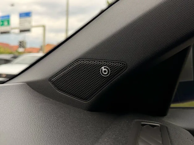 VW T-Roc 2.0 TSI DSG 300PS 4MOTION R *** BEATS SOUND & TOTWINKEL ***