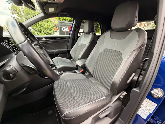 VW T-Roc 2.0 TSI DSG 300PS 4MOTION R *** BEATS SOUND & TOTWINKEL ***