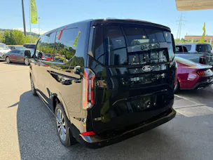 Ford Tourneo Bus 320 L1H1 TitaniumX Automat 4x4