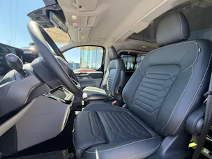 Ford Tourneo Bus 320 L1H1 TitaniumX Automat 4x4