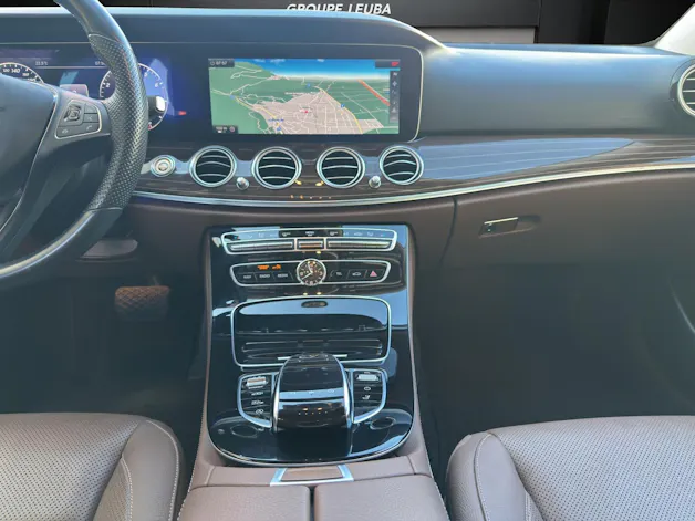 Mercedes-Benz E 400 AMG Line 4 Matic