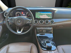 Mercedes-Benz E 400 AMG Line 4 Matic