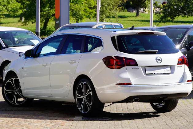 Opel Astra SportsTourer 1.6i 16V Turbo Cosmo