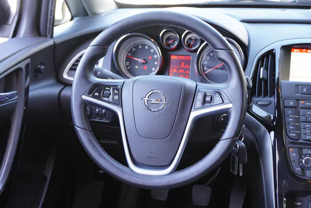 Opel Astra SportsTourer 1.6i 16V Turbo Cosmo
